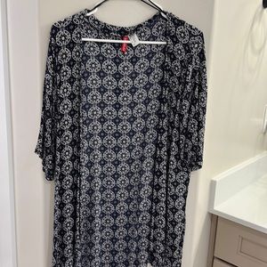 Casual, lightweight cardigan/coverup (Navy)